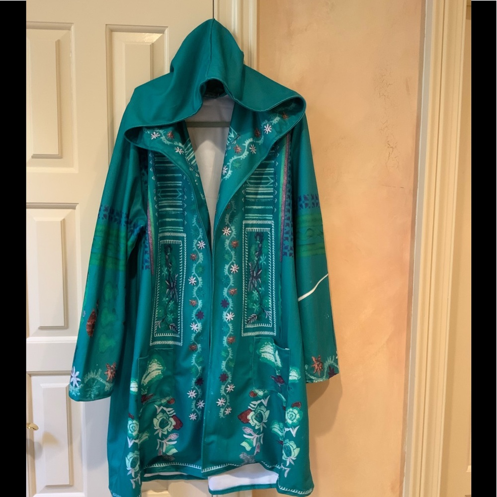 HOLIDAY PLUS Size Hooded Topper 2X-3X New no Tags